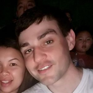 Meet your Posher, Maxwell